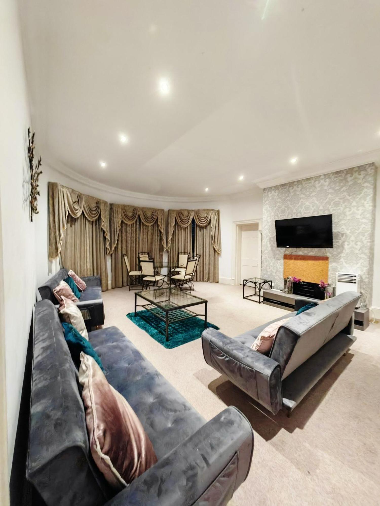 Larger Groups Close To Excel Canarywharf 02 With Parking Appartement Londres